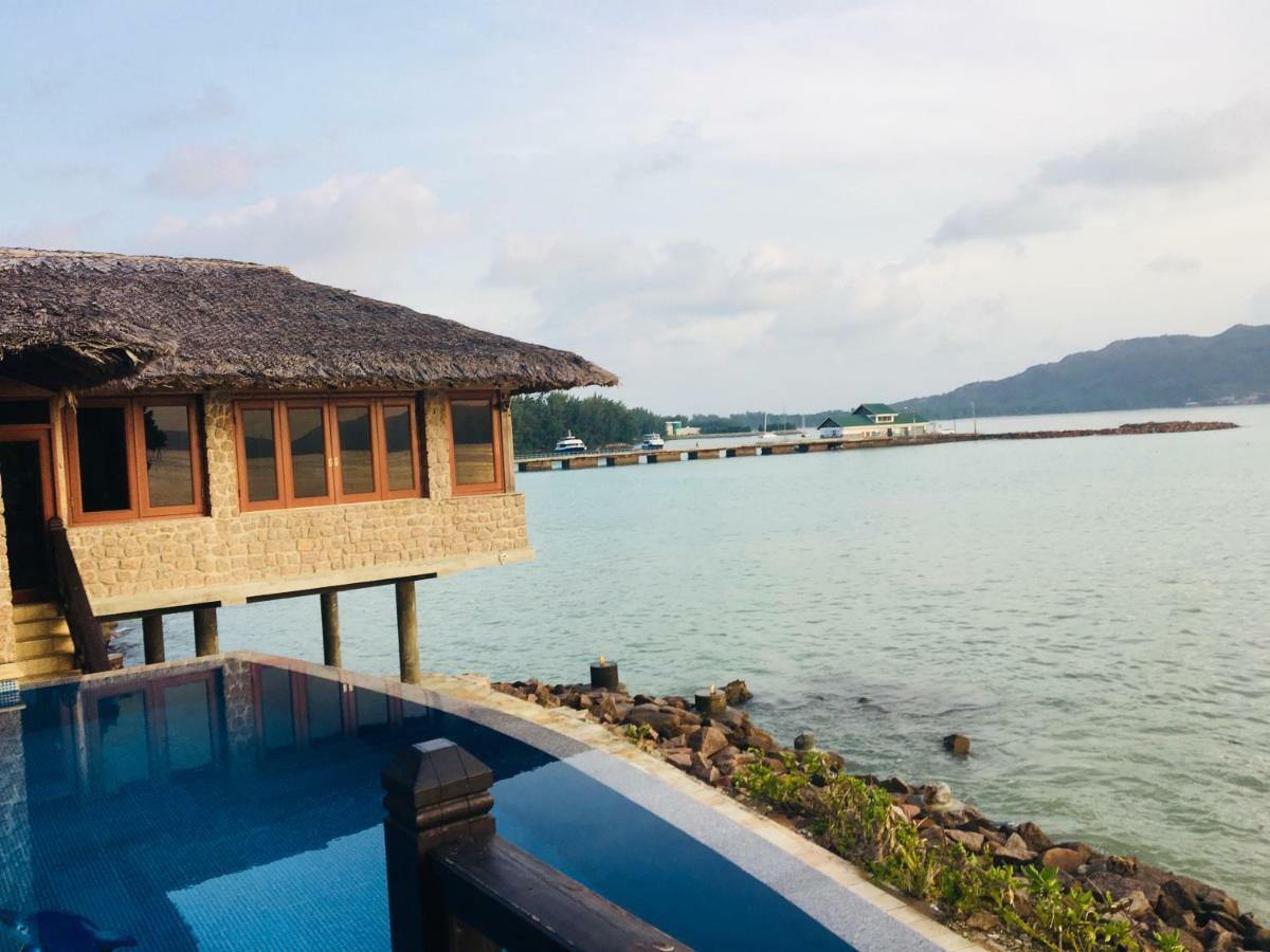 Le Grand Bleu Villas Baie Sainte Anne Esterno foto